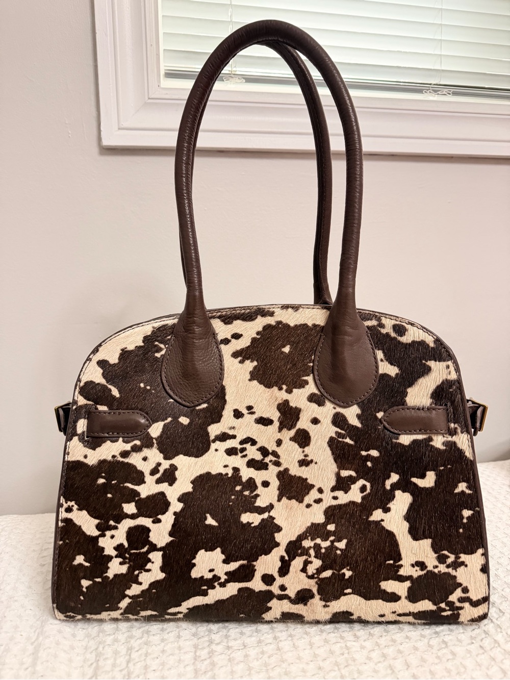 Brown & White Cowhide shoulder Handbag